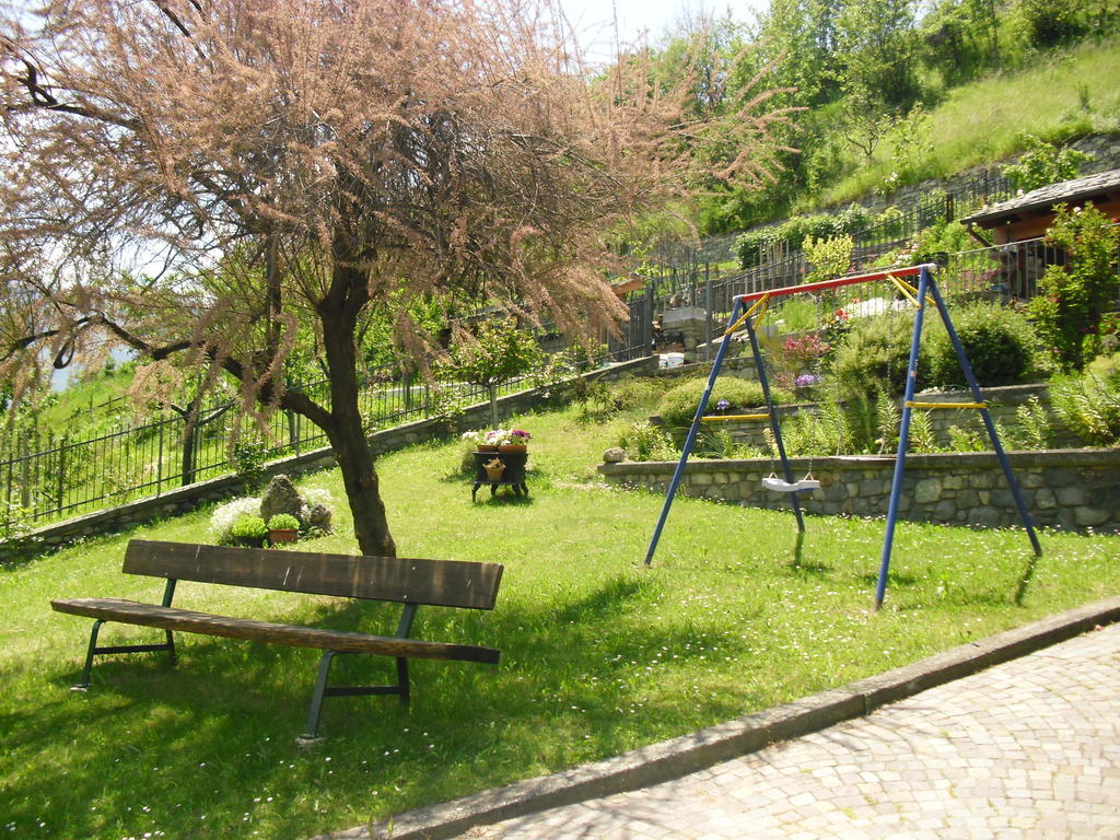 B&B Les Fleurs Gignod Εξωτερικό φωτογραφία