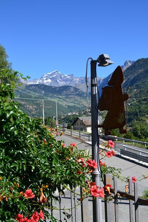 B&B Les Fleurs Gignod Εξωτερικό φωτογραφία